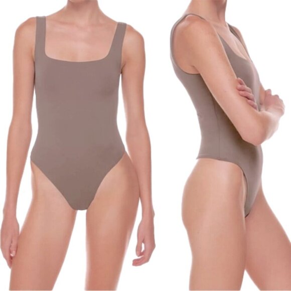 ARITZIA BABATON Original Contour Bodysuit Square Neckline Deep Taupe size XS - Picture 1 of 9